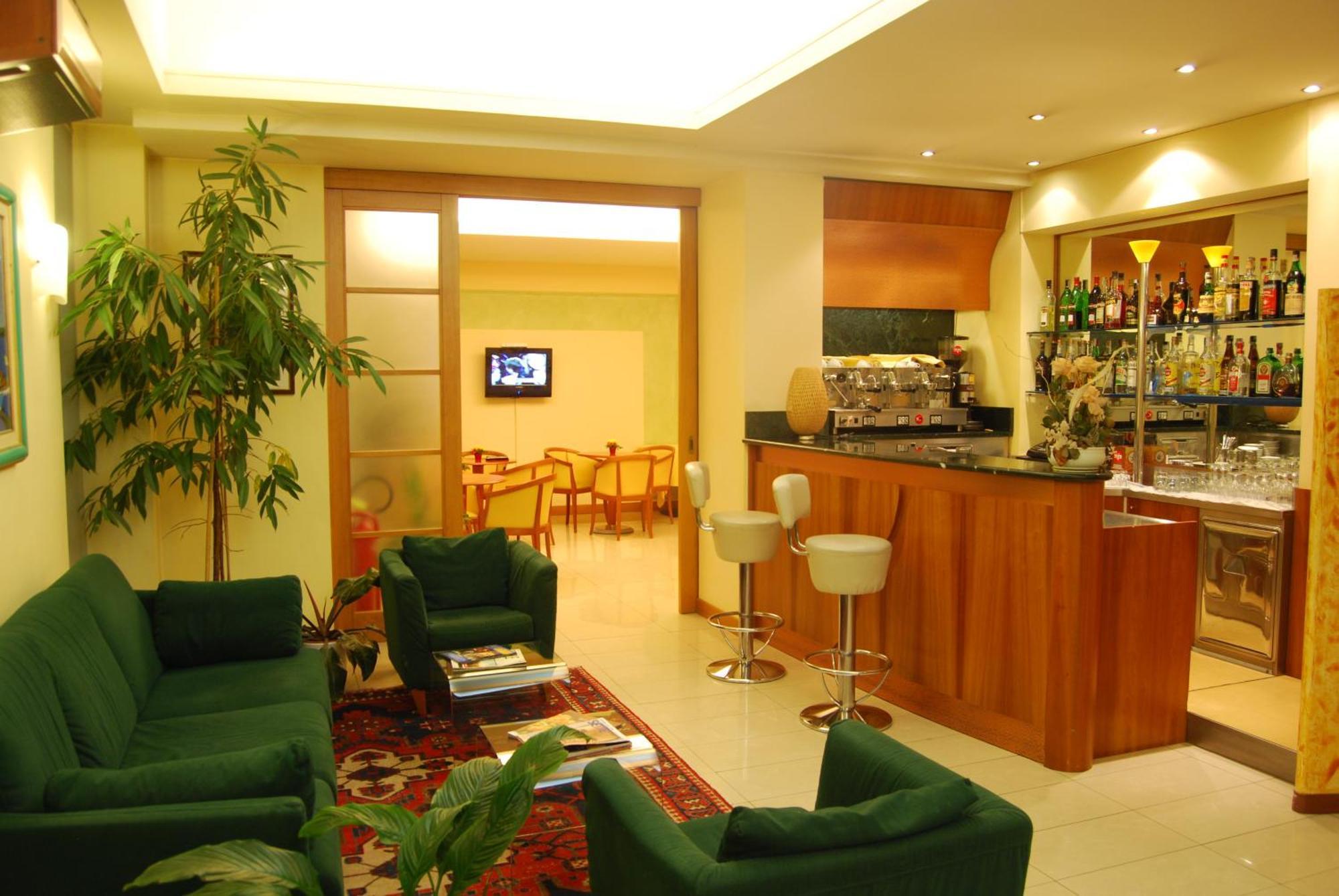 Hotel Gala Pesaro Esterno foto