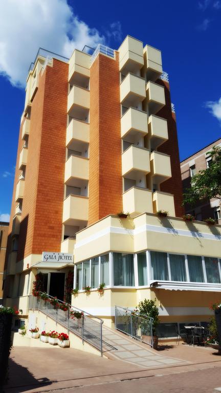 Hotel Gala Pesaro Esterno foto